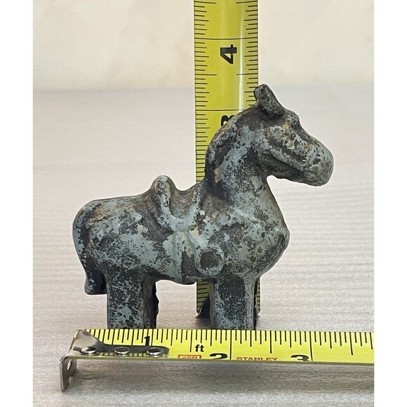Vintage Cast Iron Chinese Tang Dynasty Style War Horse Sculpture, Patina Finish - Picture 2 of 8